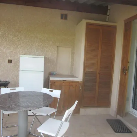 Studio Les Ecureuils * Saint-Raphaël