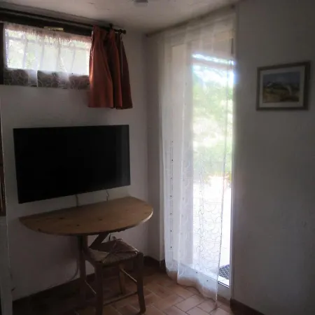Apartment Studio Les Ecureuils Saint-Raphael (Var)